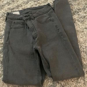 Gray Skinny Jean